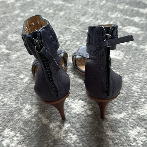 Joe’s Jeans 💚 heels - Picture 10 of 16